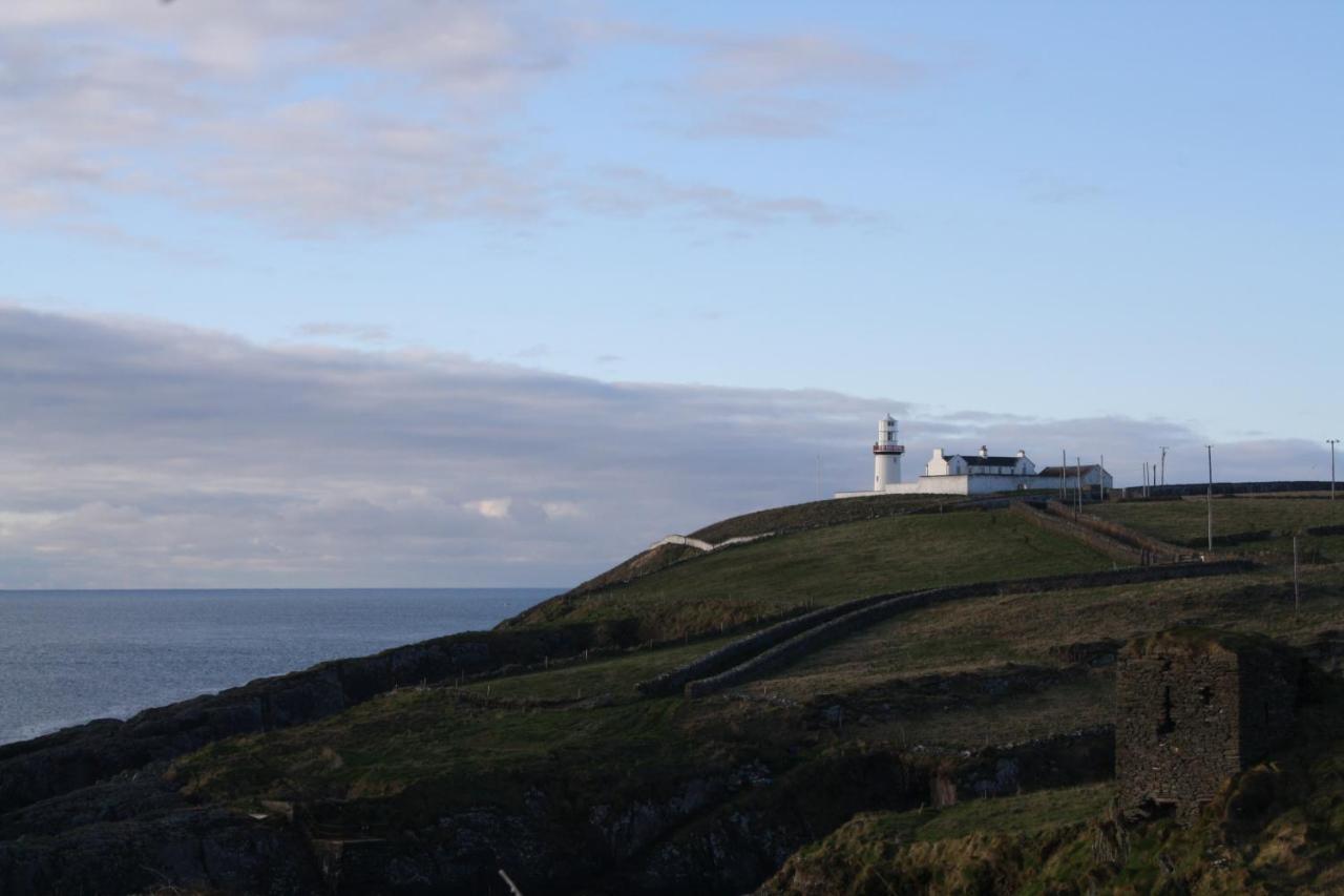 Galley Head Lightkeeper'S Houses Donoure Ngoại thất bức ảnh